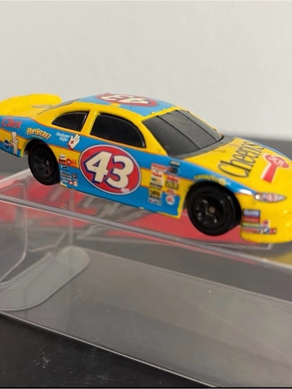 #43 Yellow and Blue hotwheels 2001